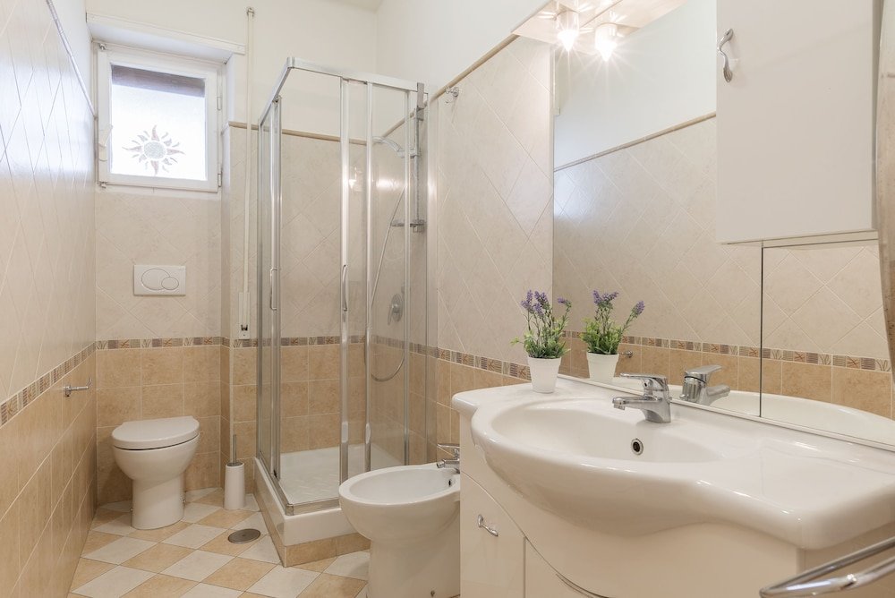 Фото Ronda Vaticano Suite