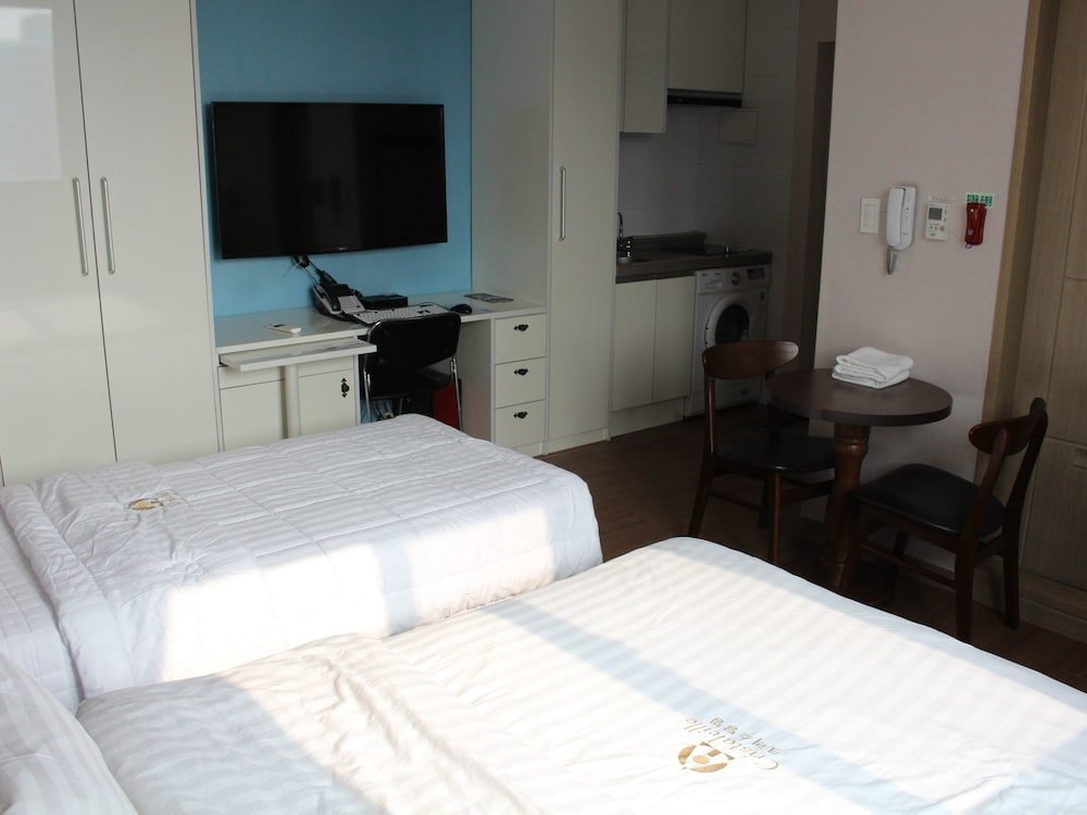 Фото Crystal Residence Hotel