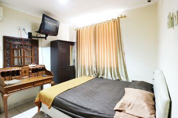 Фото Nely Murni Residence