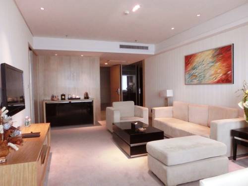 Фото Pearl River International