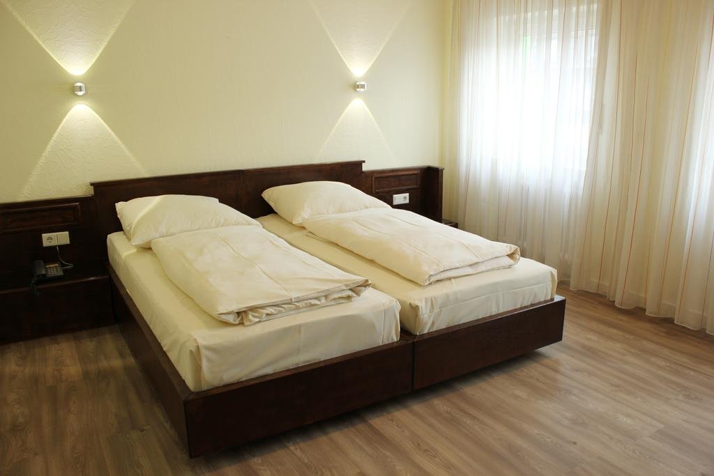 Фото Hotel Schumacher Düsseldorf