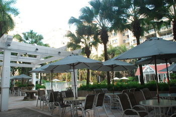 Фото Oakwood Gold Arch Residence Guangzhou