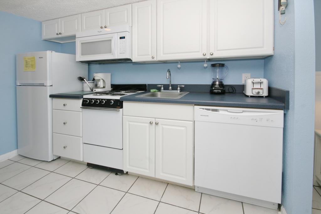 Фото Bluewater Resort