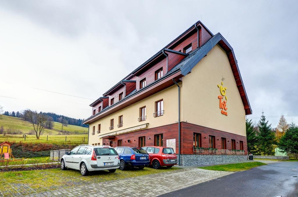 Фото отеля 1