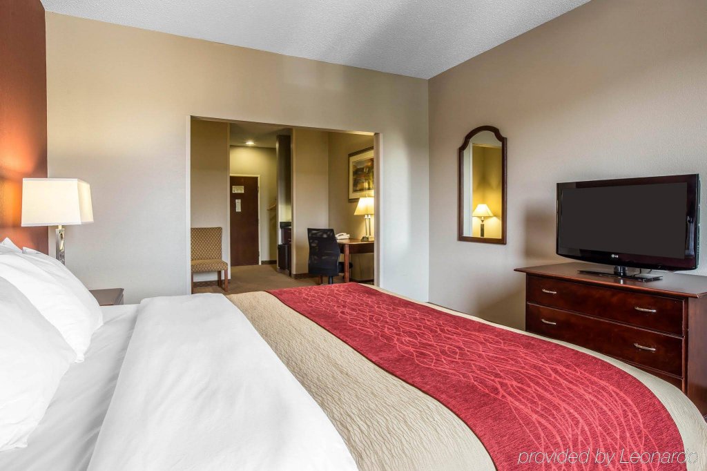 Фото Comfort Inn & Suites Lenoir Hwy 321 Northern Foothills
