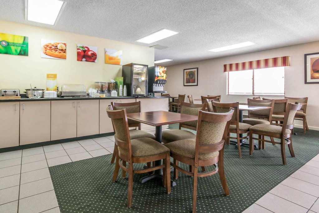 Фото Hampton Inn Danville