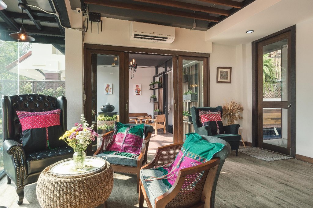 Фото 33 Poshtel - Adults Only