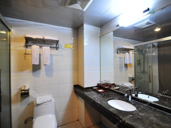 Фото Zhetai Hotel