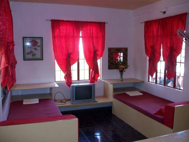 Hotel Felina Guest House, Province of Oriental Mindoro, photo