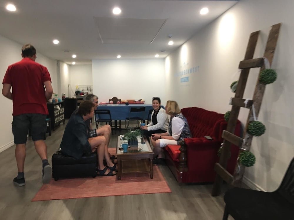 Фото Applewood Suites - West Queen West Loft