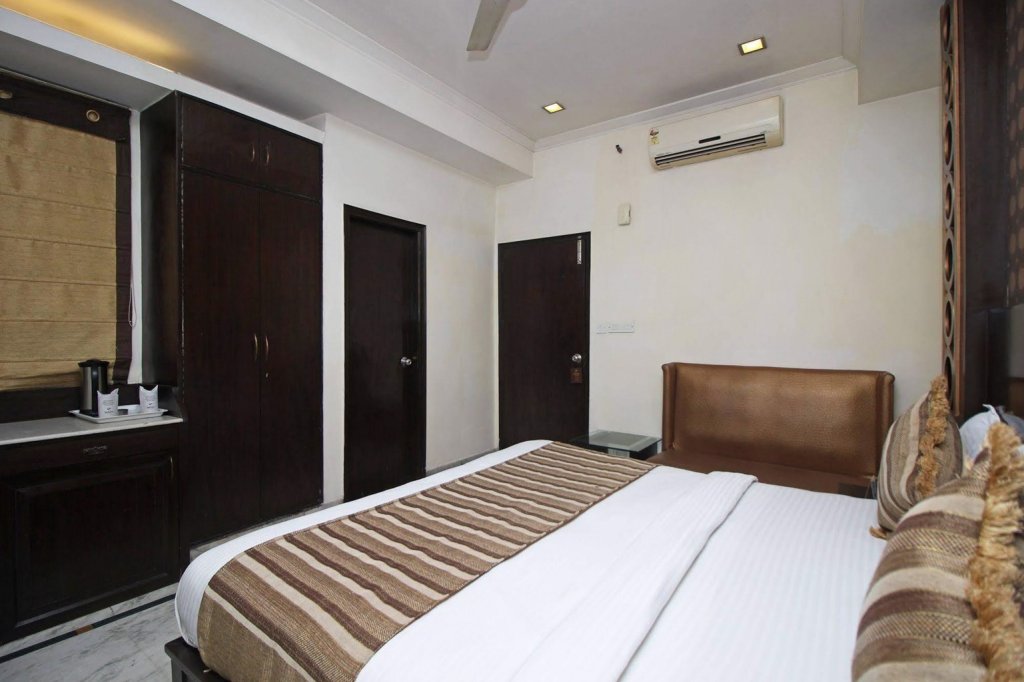 Фото Hotel Swagath New Delhi