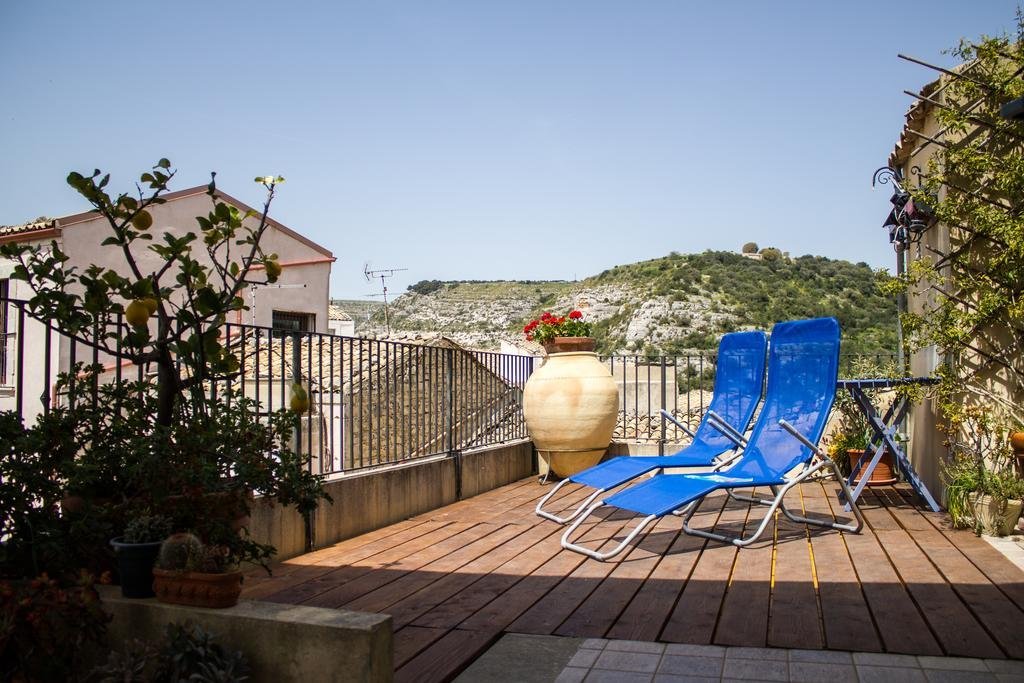 Фото B&b Giardino Di Pietra