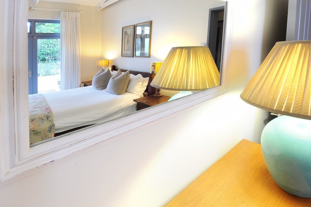 Фото Driftwood - Kenton on Sea