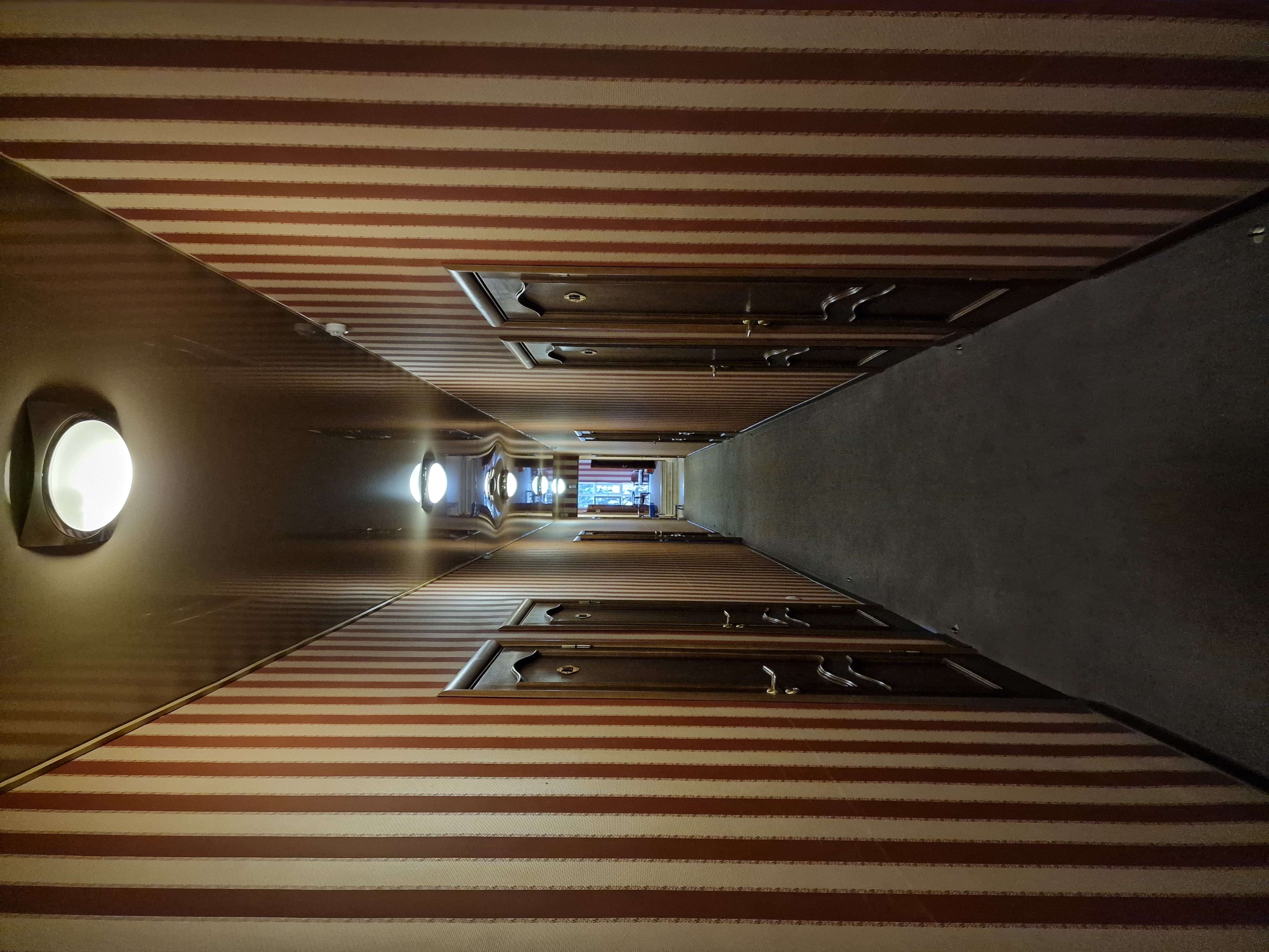 Фото Кадгарон