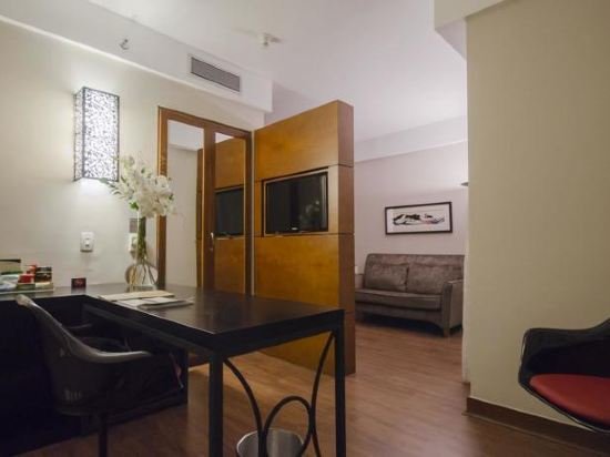 Фото Estanplaza Funchal - Faria Lima