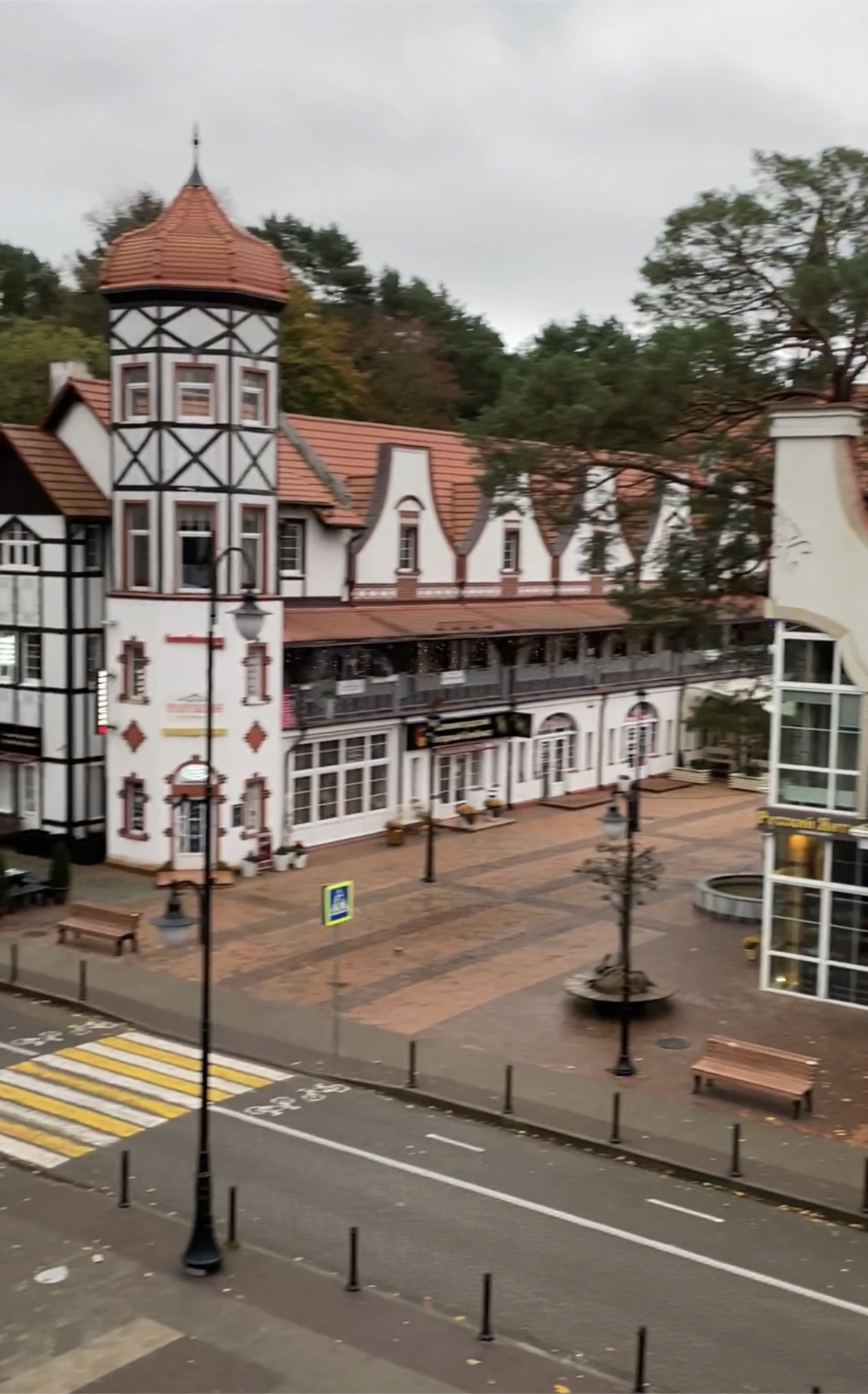 Фото Happy Holidays Family Apartments