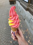 Pink Berry (Abovyan Street, 2), ice cream
