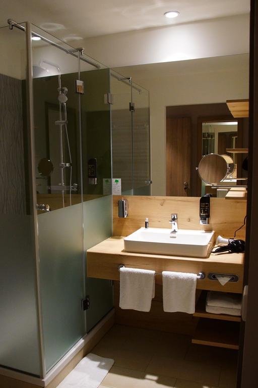 Фото Centrale Hotel und Restaurant