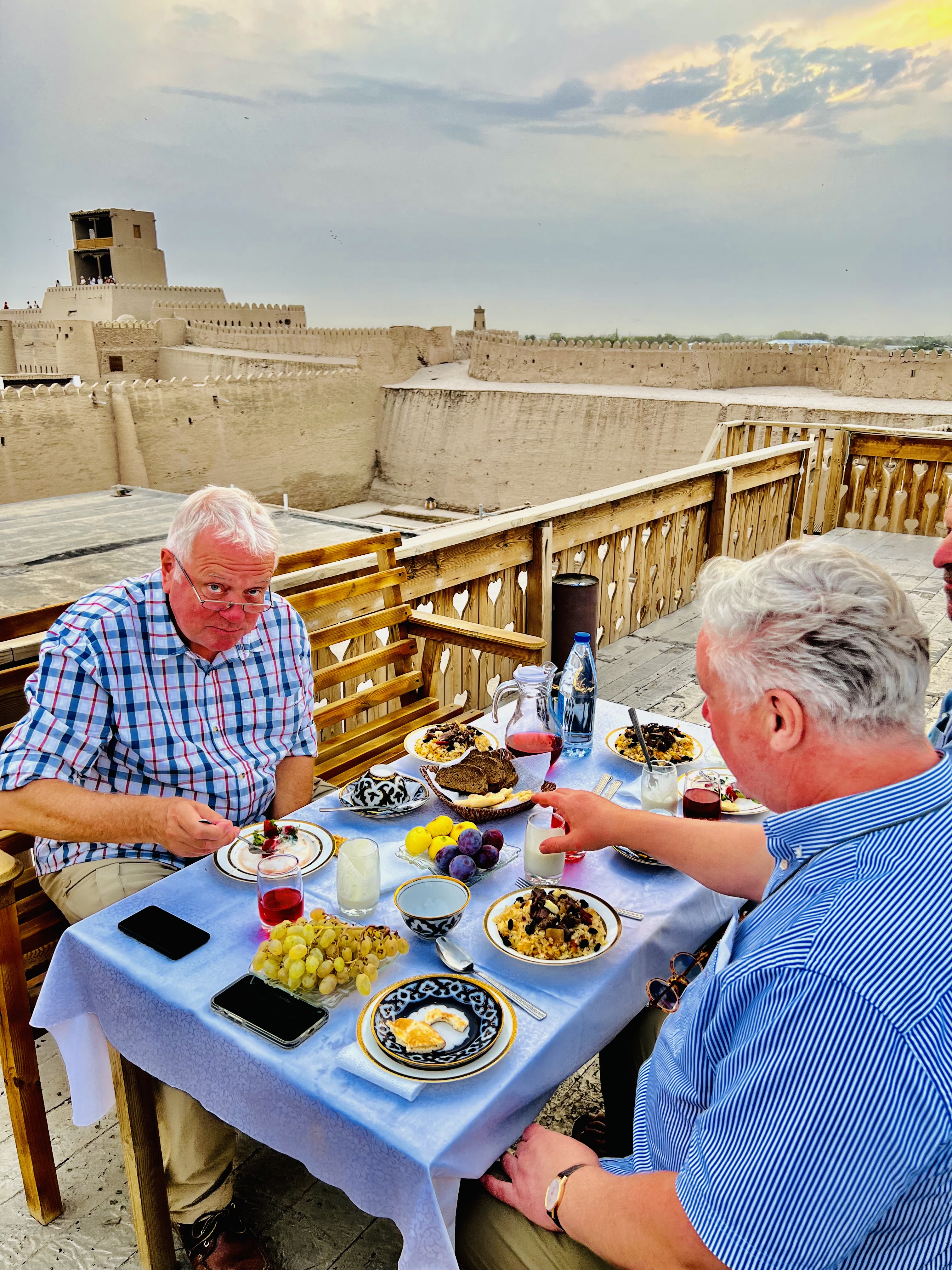 Фото Zukhro Boutique Hotel