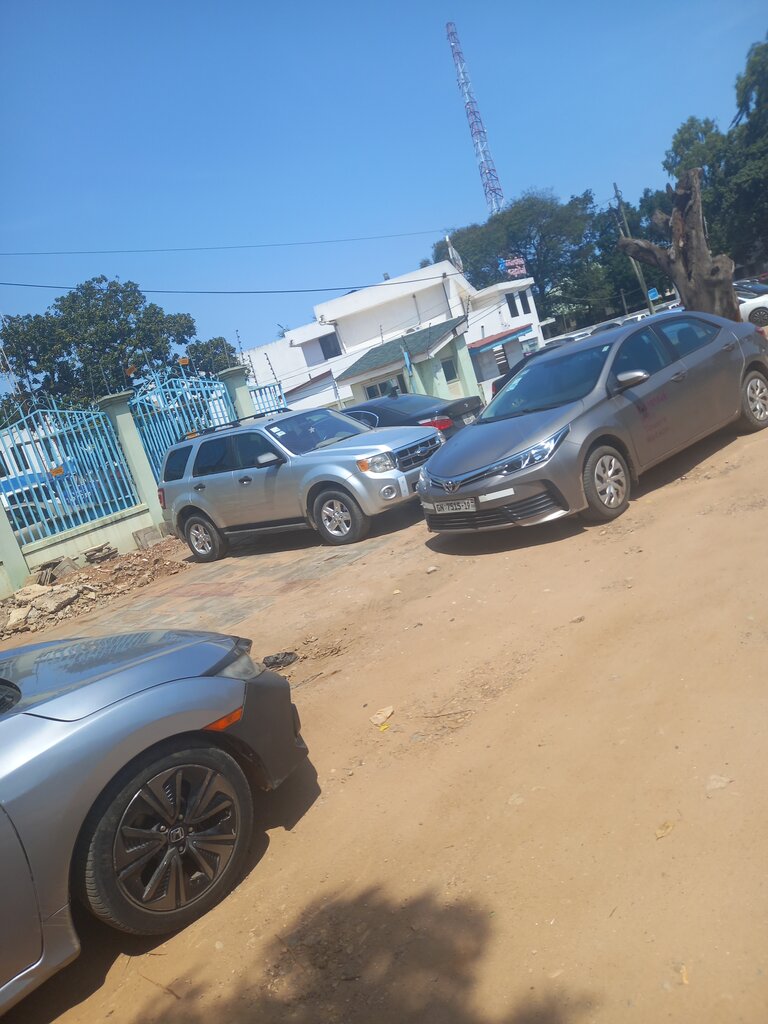 Insurance company Esa Pensions Trust, Accra, photo