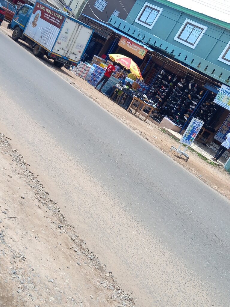 Non-alcoholic beverages Tindell ent, Accra, photo