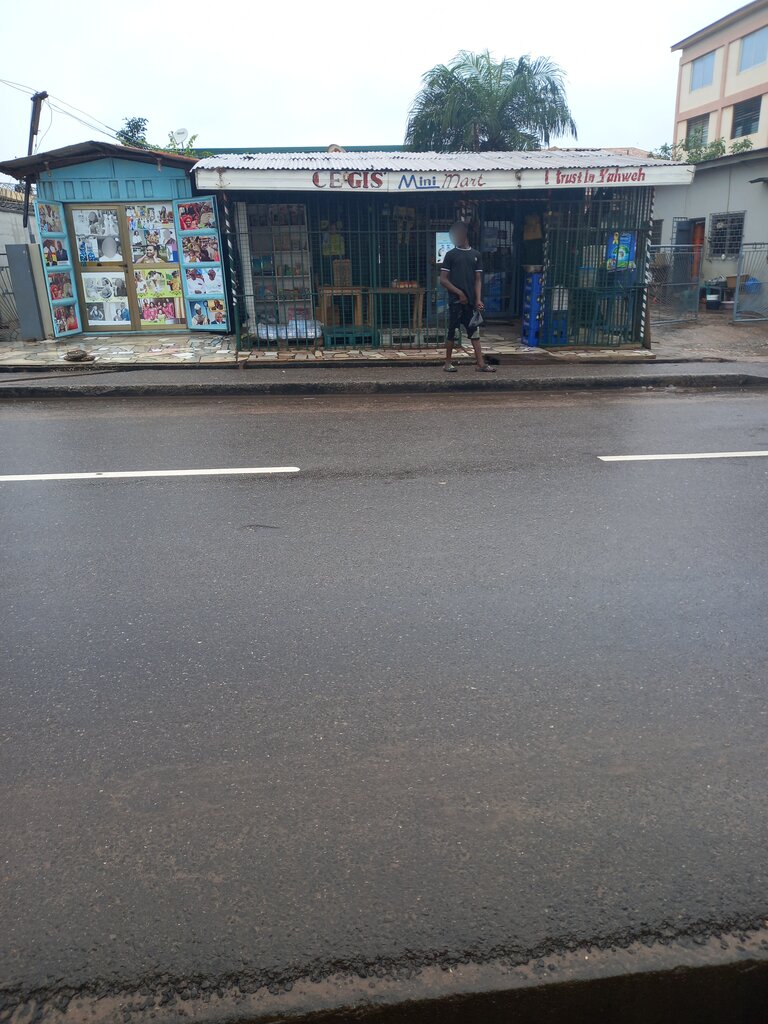 Supermarket Cegis Mini Mart, Accra, photo