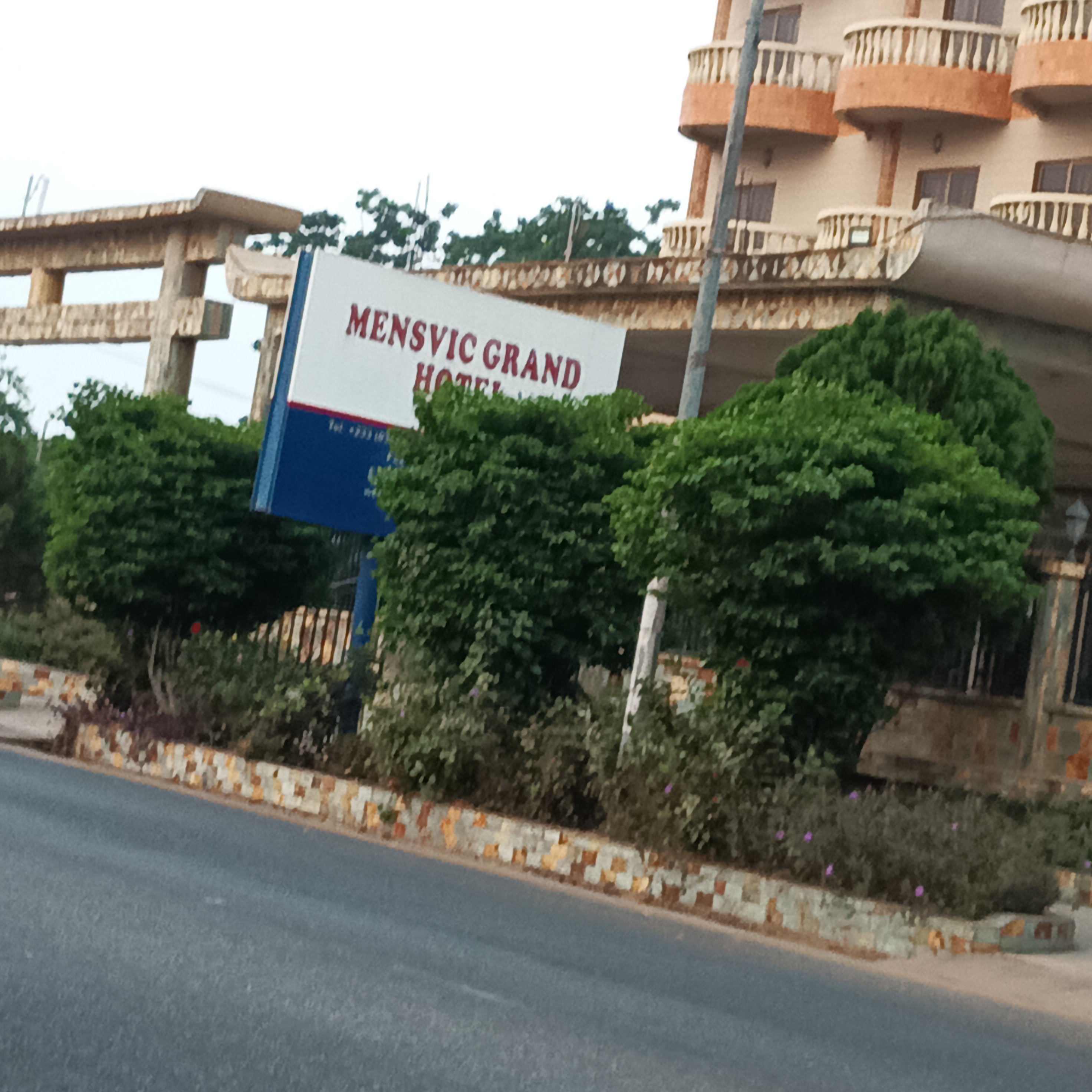 Фото Mensvic Grand Hotel