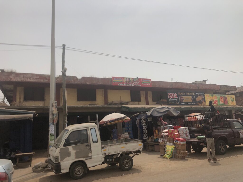 Tailor Mansoor Tailoring, Accra, photo