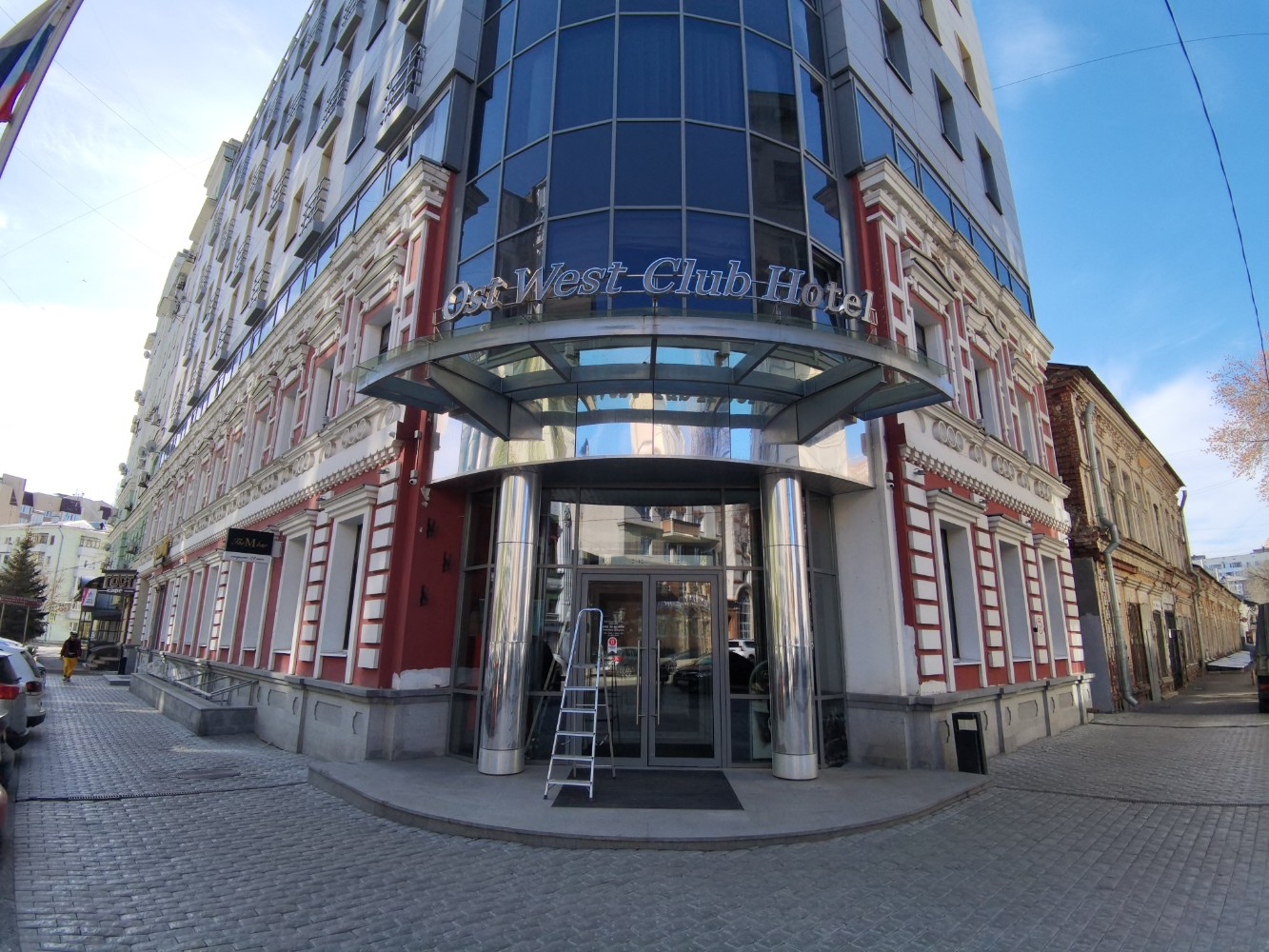 Фото Ост Вест Отель