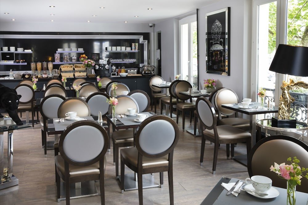 Фото Hotel Plaza Elysées