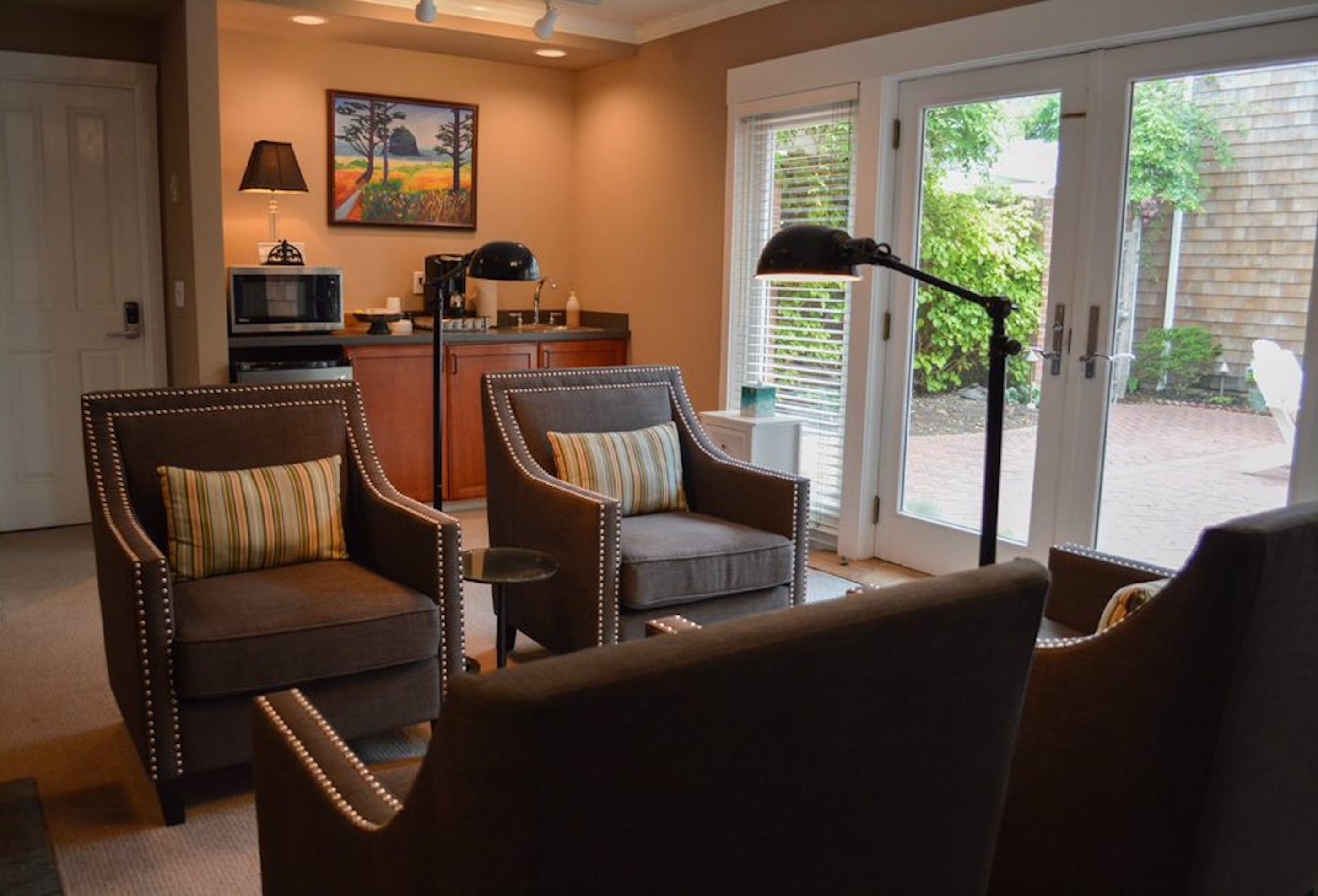 Фото Cannon Beach Hotel Collection