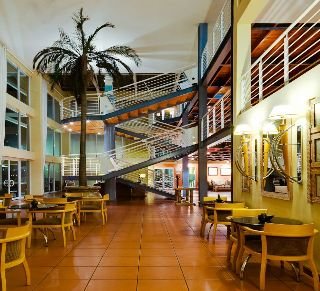 Фото Protea Hotel by Marriott Knysna Quays