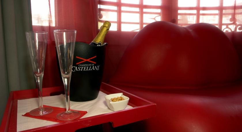 Фото Monty Small Design Hotel