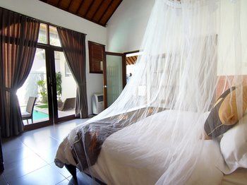 Фото Nida Rooms Drupadi Gang Puri Kubu