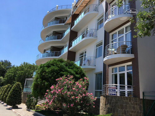 Гостиница Лазурный в Алуште