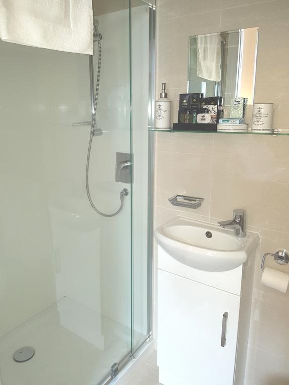 Фото Ponsonby Manor Guest House