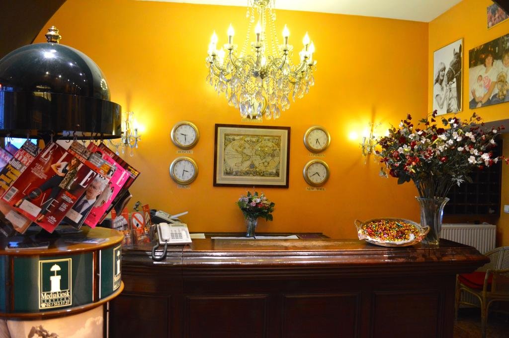 Фото 216410684091