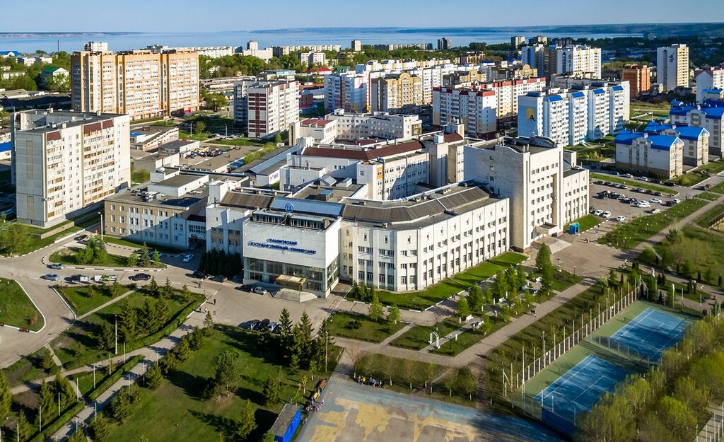 كلية، جامعة Ulyanovsk State University ، أوليانوفسك، صورة