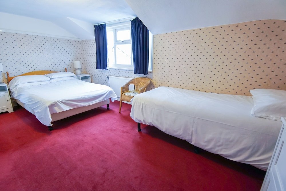 Фото Dillons Hotel - B&b