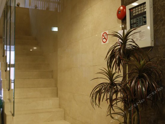 Фото New Korea Hotel