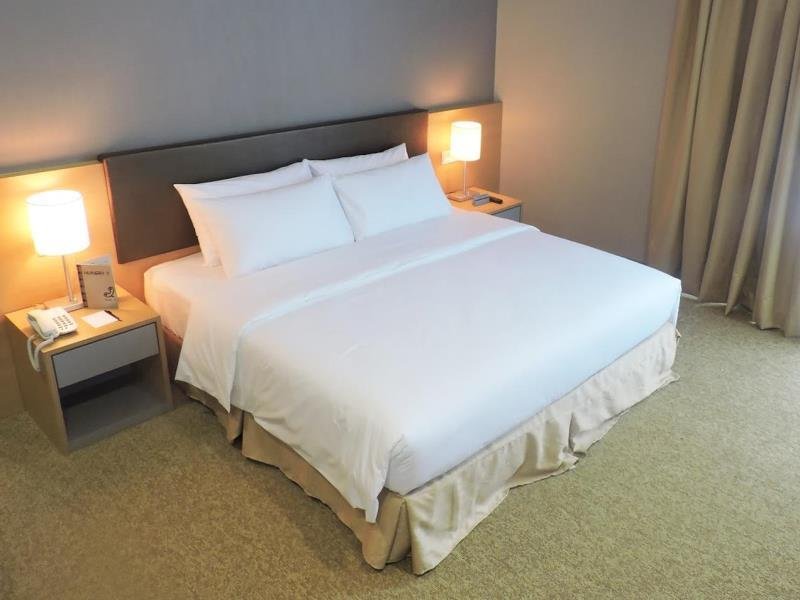 Фото Hotel No. 5