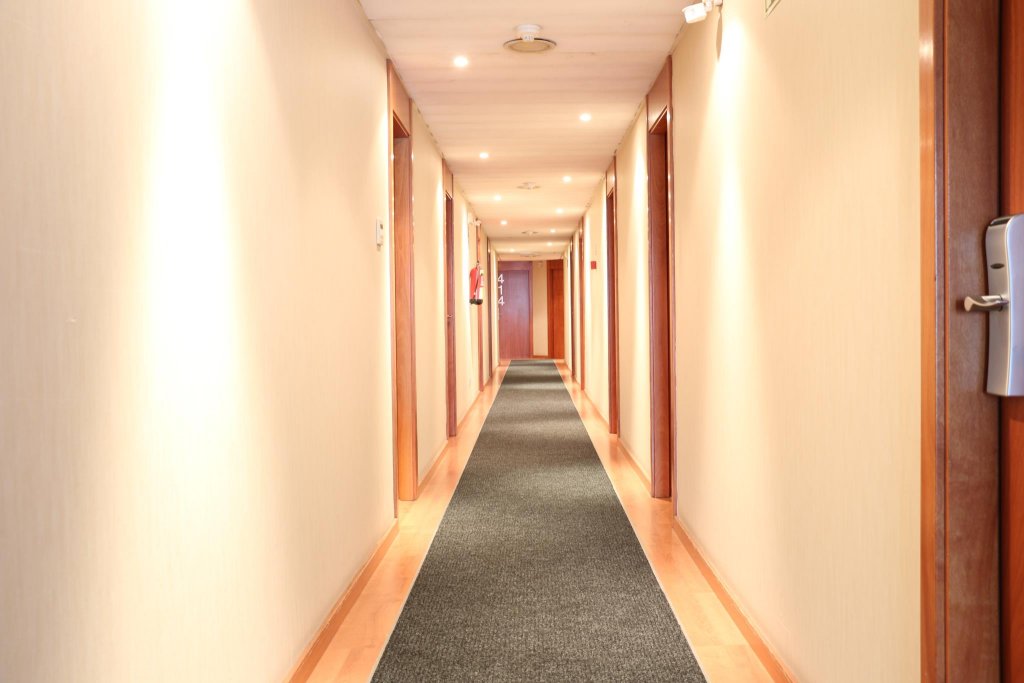 Фото Hotel Sant Just 