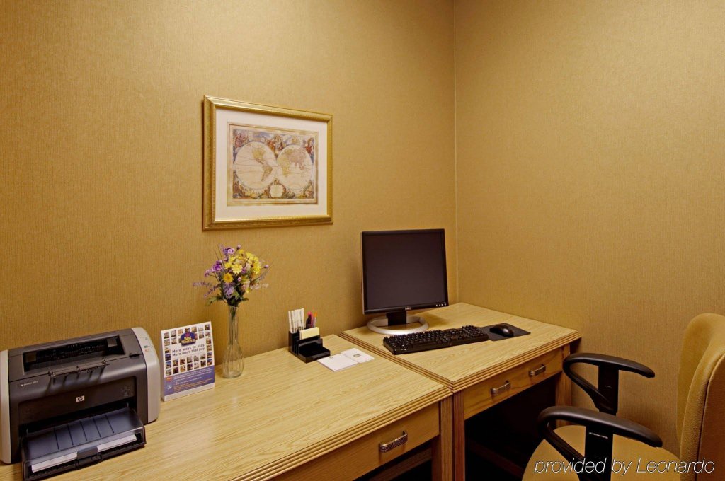 Фото Best Western Downtown Sudbury Centreville