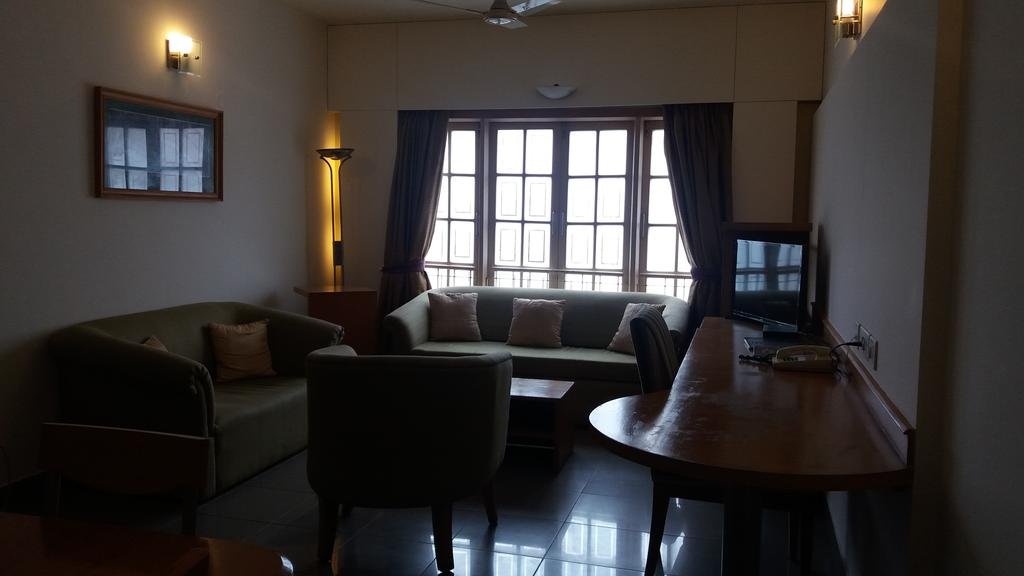 Фото Tristar Service Apartments