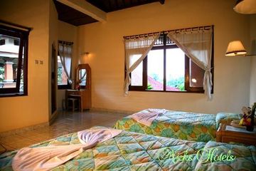 Фото Nick's Hidden Cottages