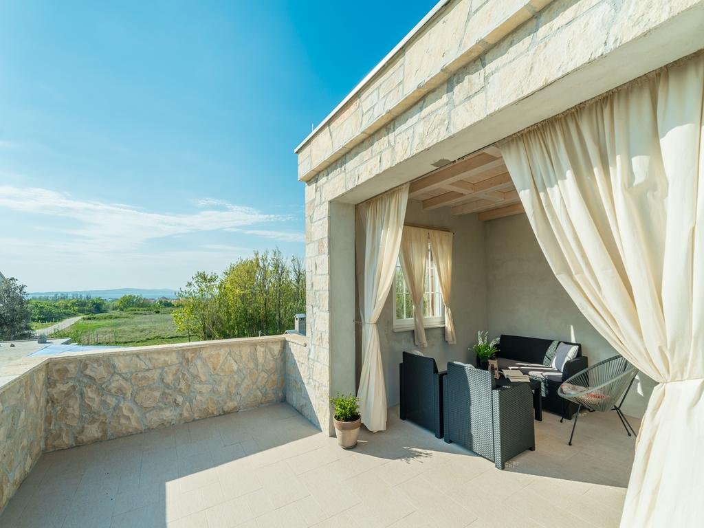 Фото Villa St. vid 3