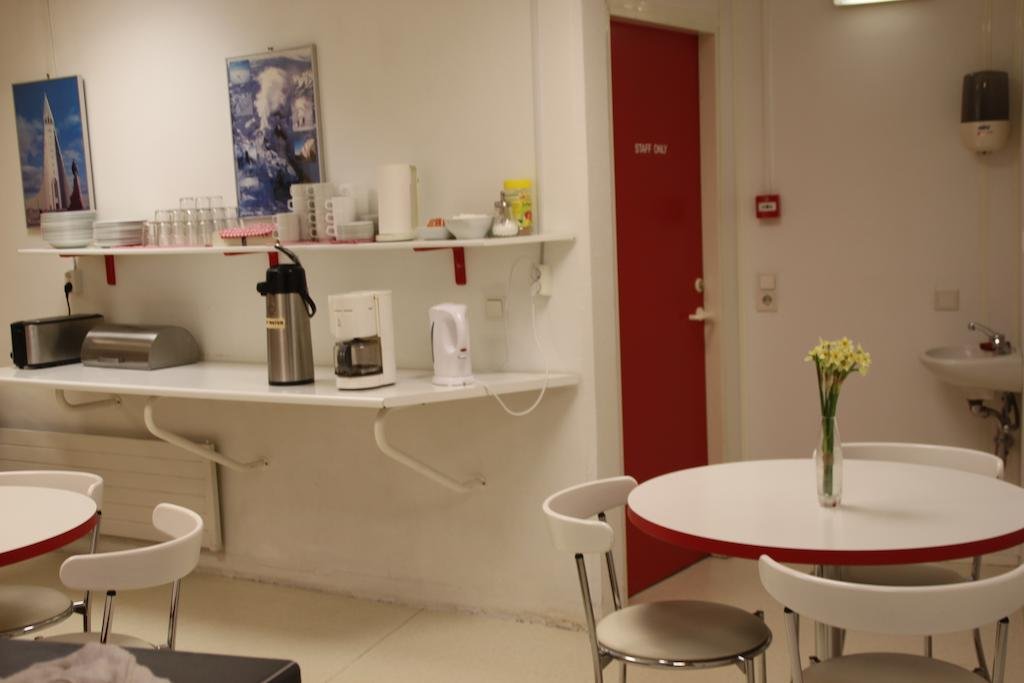 Фото 101 Guesthouse