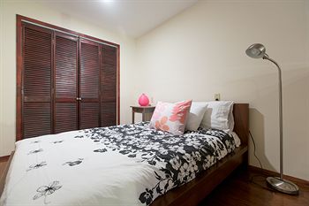 Фото Lincoln Center Holiday Rentals