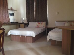 Kings Royal Atlantic Hotel (Greater Accra Region, La Dade Kotopon Municipal, La, 4th Otswe Street), hotel