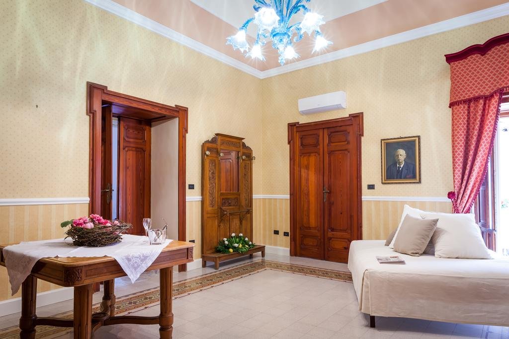 Фото Palazzo Montalbano